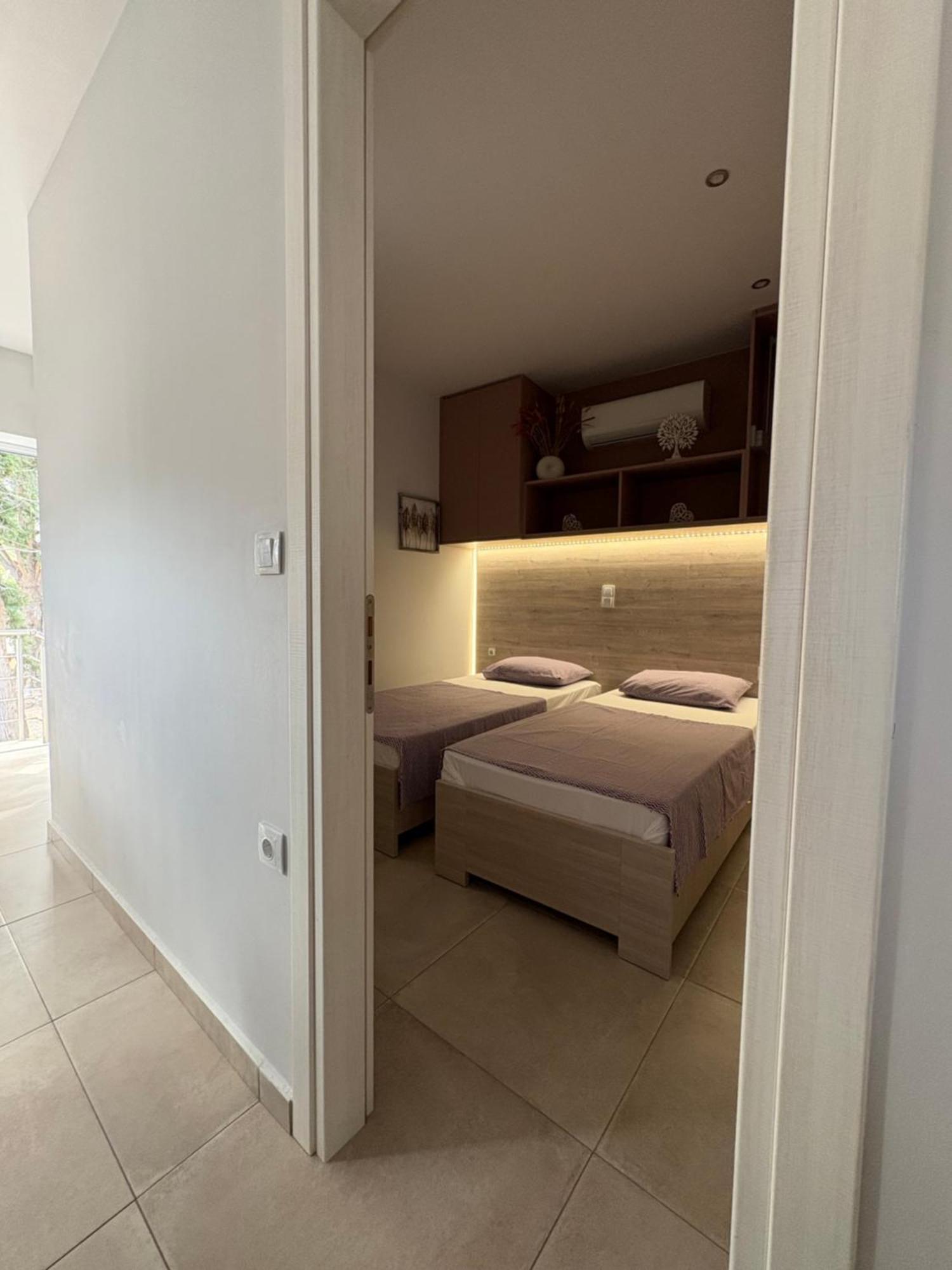 M&N Apartments Archangelos  Esterno foto